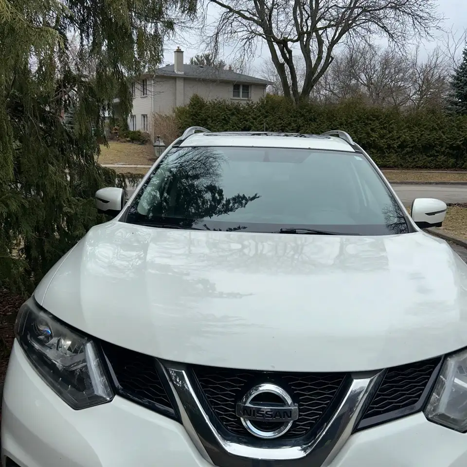 Nissan Rogue снимка Nissan Rogue