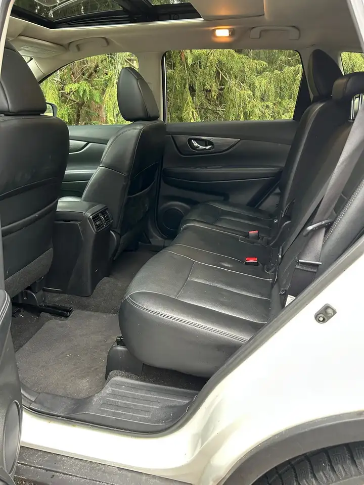Nissan Rogue снимка Nissan Rogue