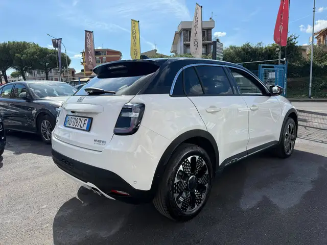 Fiat 600 view 5