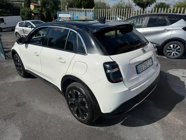 Fiat 600 view 8