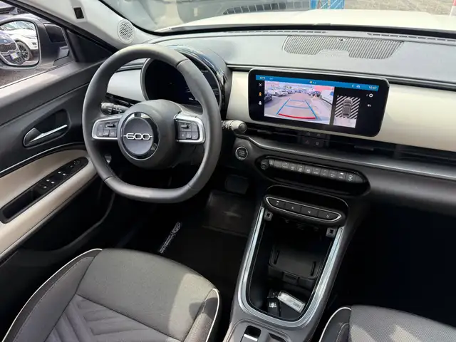 Fiat 600 view 9