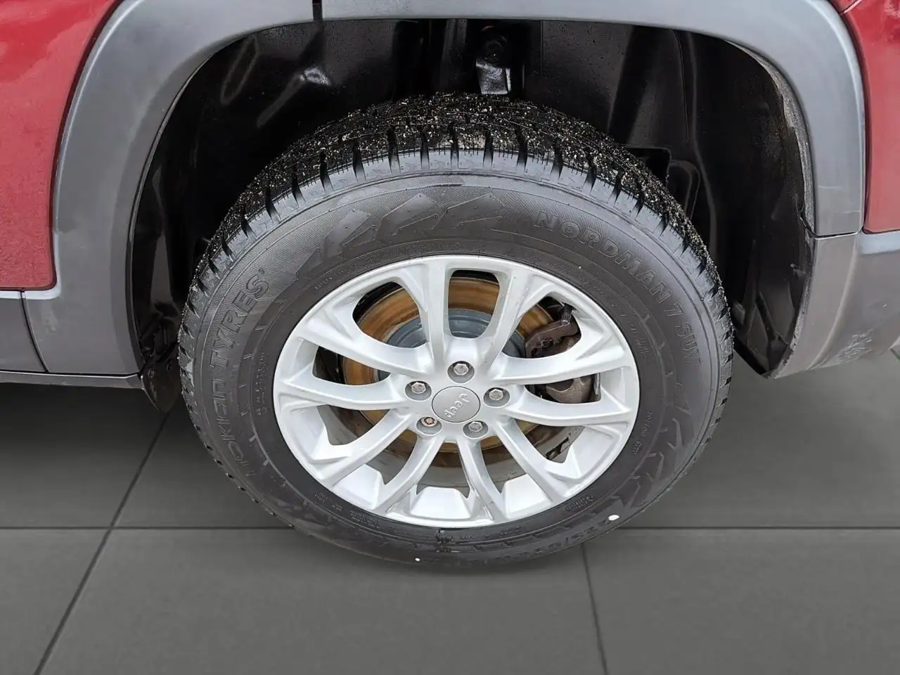 Jeep Cherokee снимка Jeep Cherokee