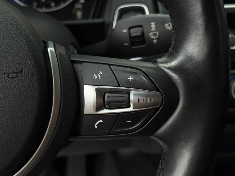 BMW 118 d xDrive Sport-Line Navi HiFi PDC GRA SHZ — photo 14