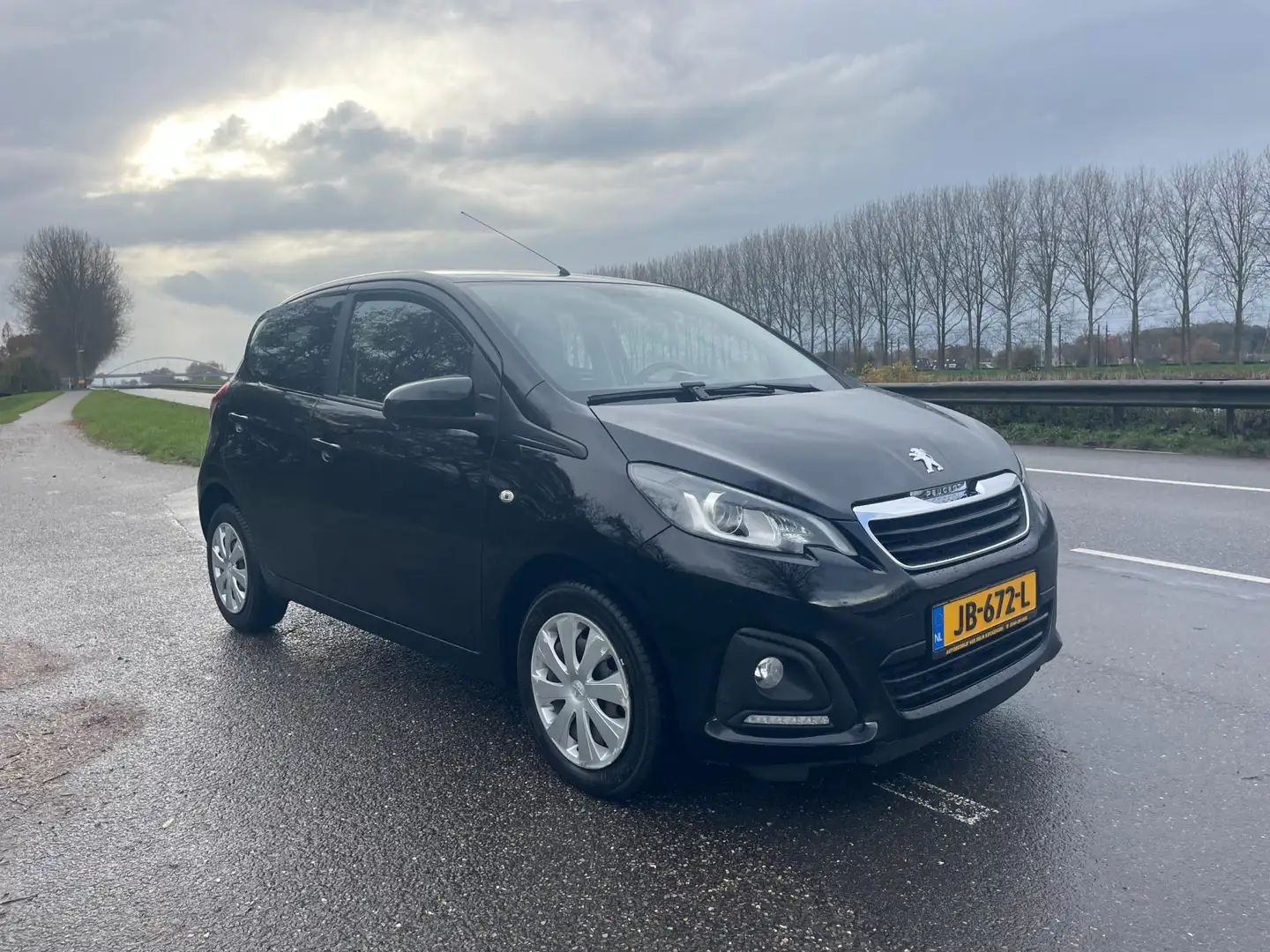 Peugeot 108 1.0 e-VTi Active NWE APK, AIRCO. 5 deurs.. Schwarz - 2