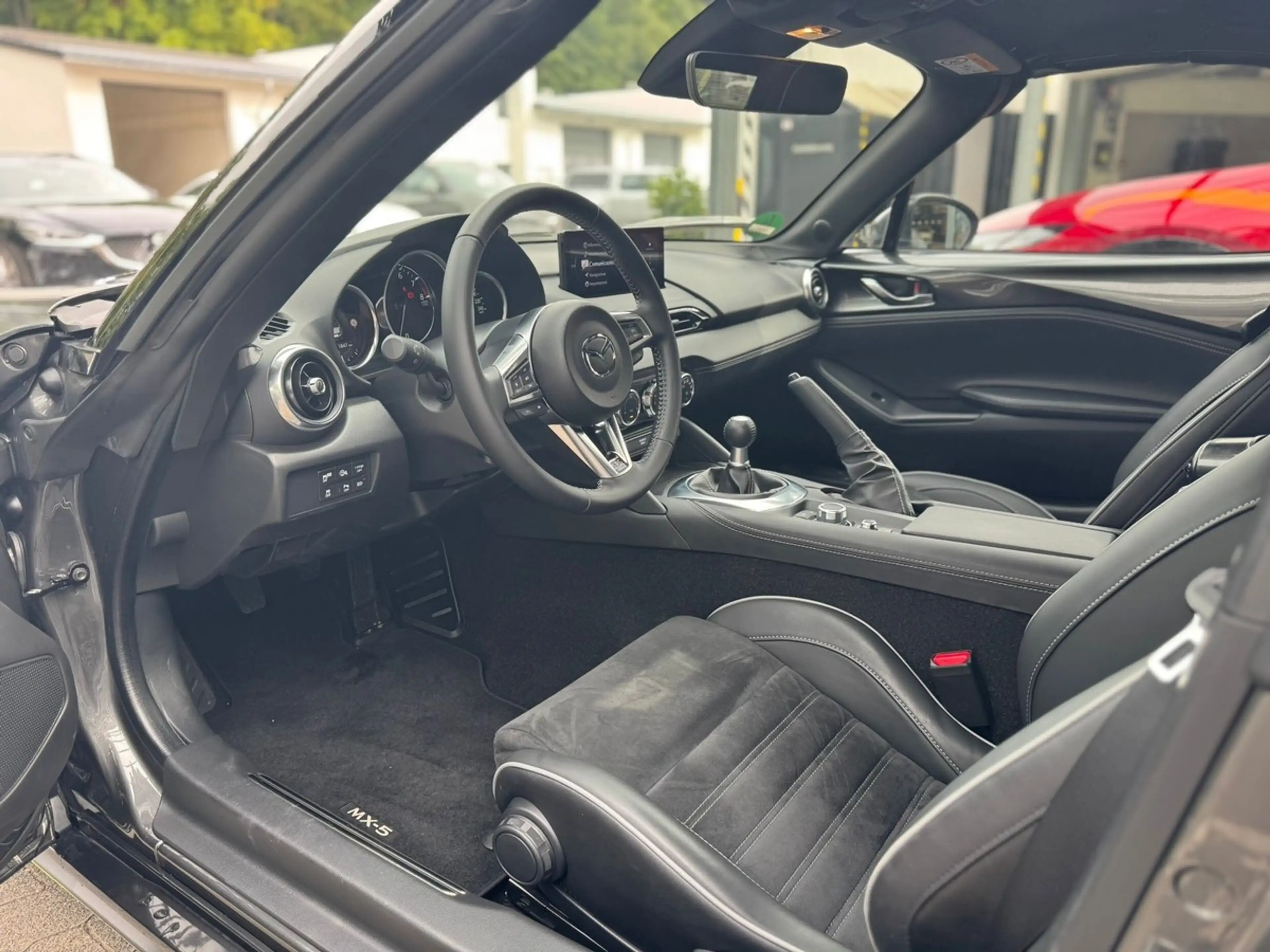 Mazda MX-5 Homura- Matrix, Bose, Tieferlegung, 17Zoll, Spoile — photo 5