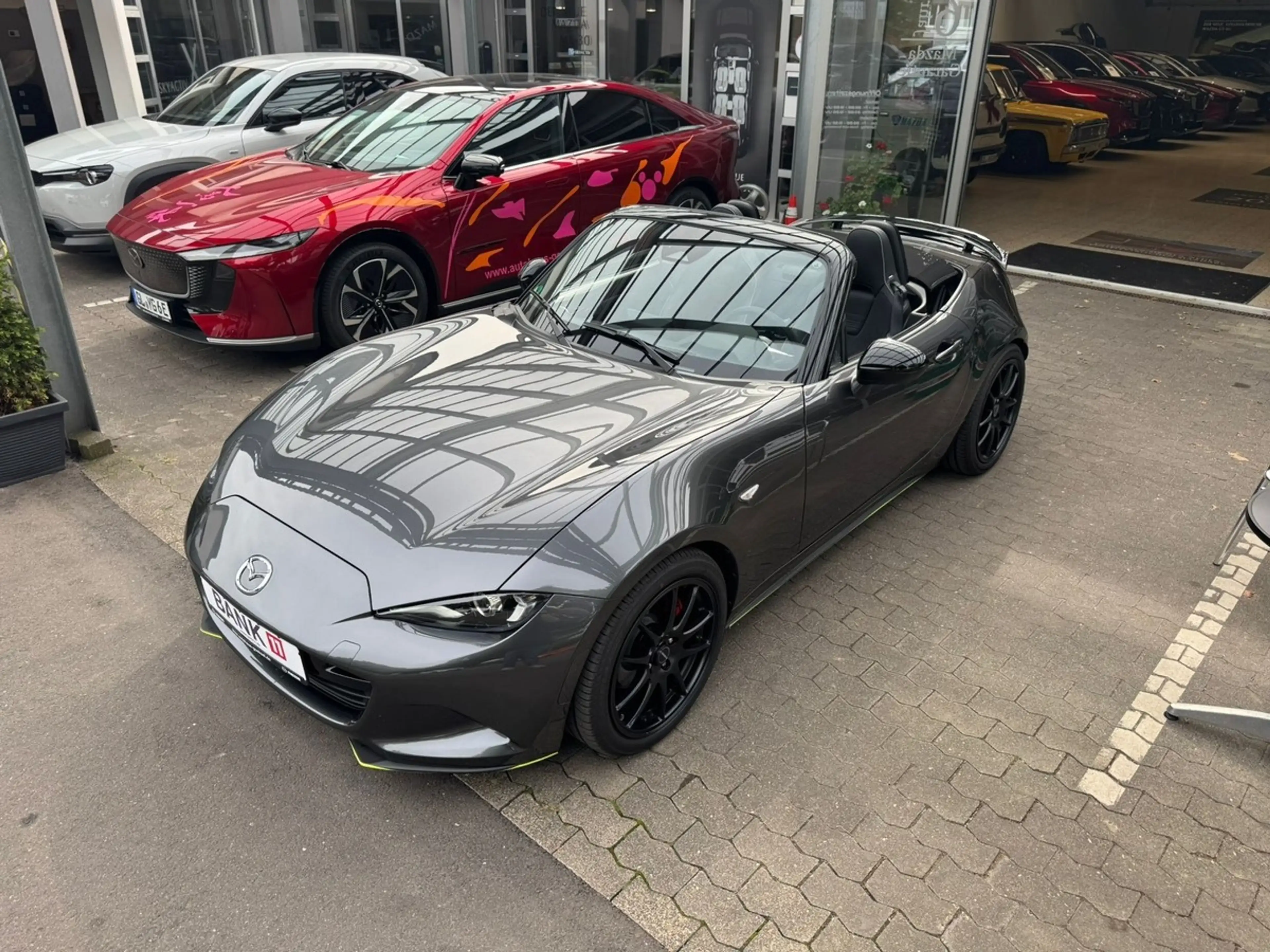 Mazda MX-5 Homura- Matrix, Bose, Tieferlegung, 17Zoll, Spoile — photo 11