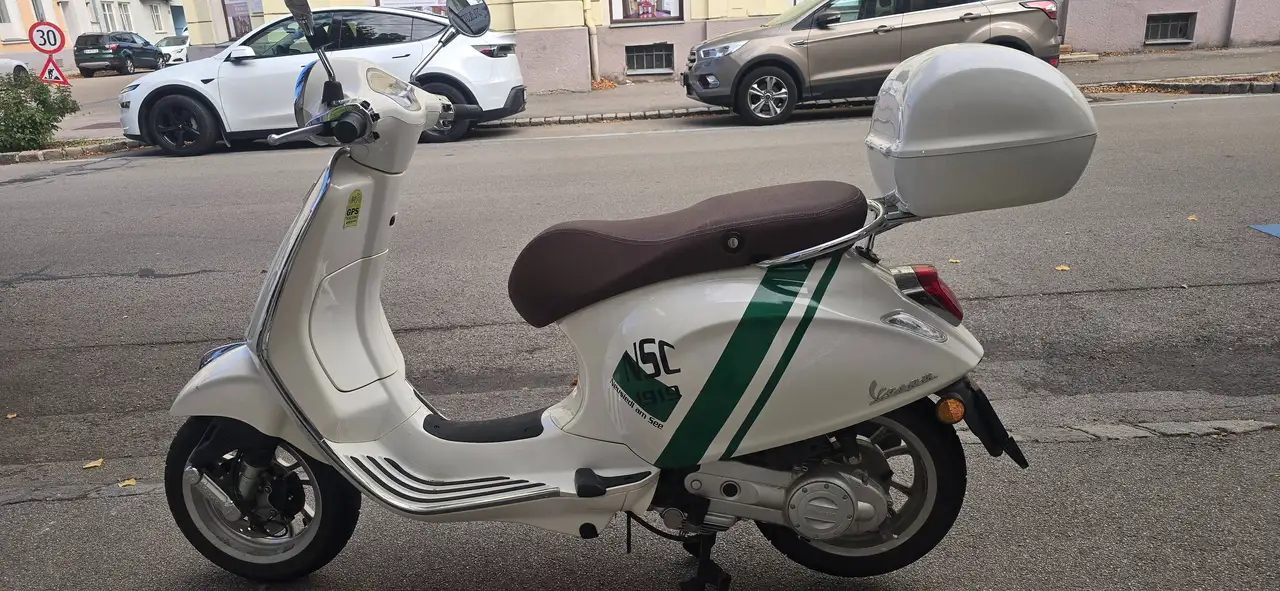Vespa Primavera 50