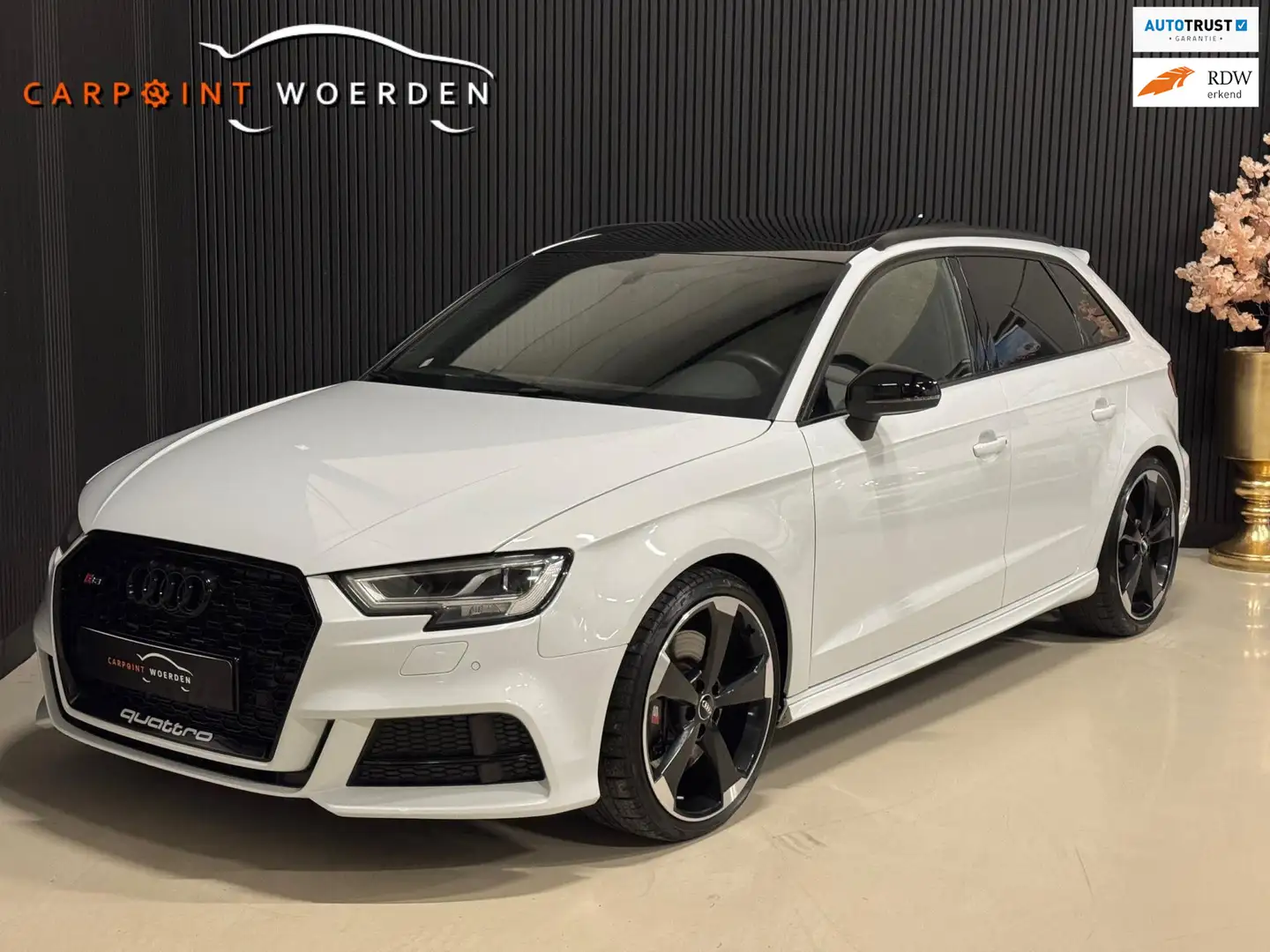 Audi S3 Sportback 2.0 TFSI S3 quattro | PANO | KUIPSTOELEN Wit - 1