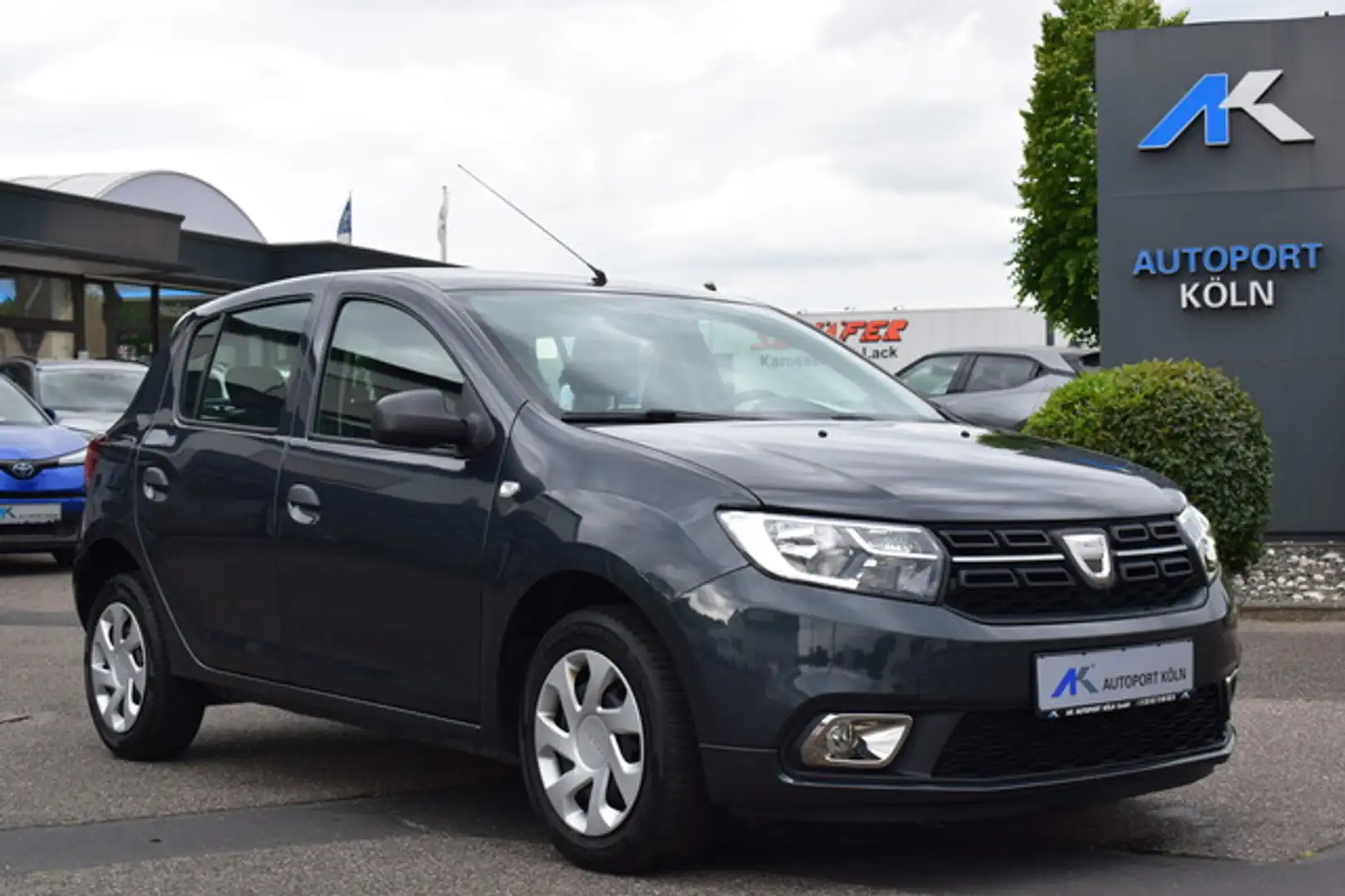 Dacia Sandero II Essential*Klimaanlage*TÜV NEU* Gris - 1