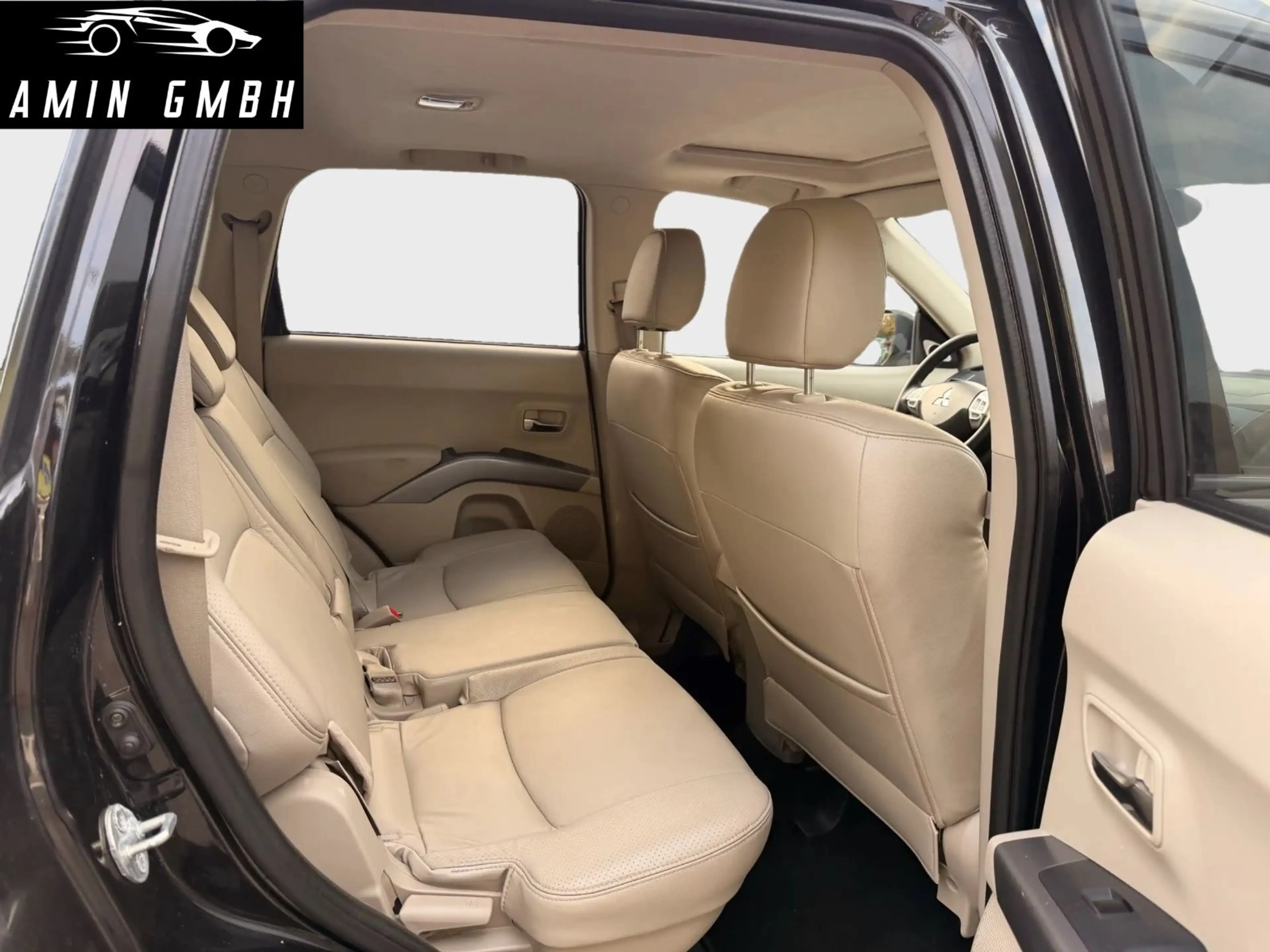 Mitsubishi Outlander 2.4 Automatik Leder Navi Kamera — photo 10