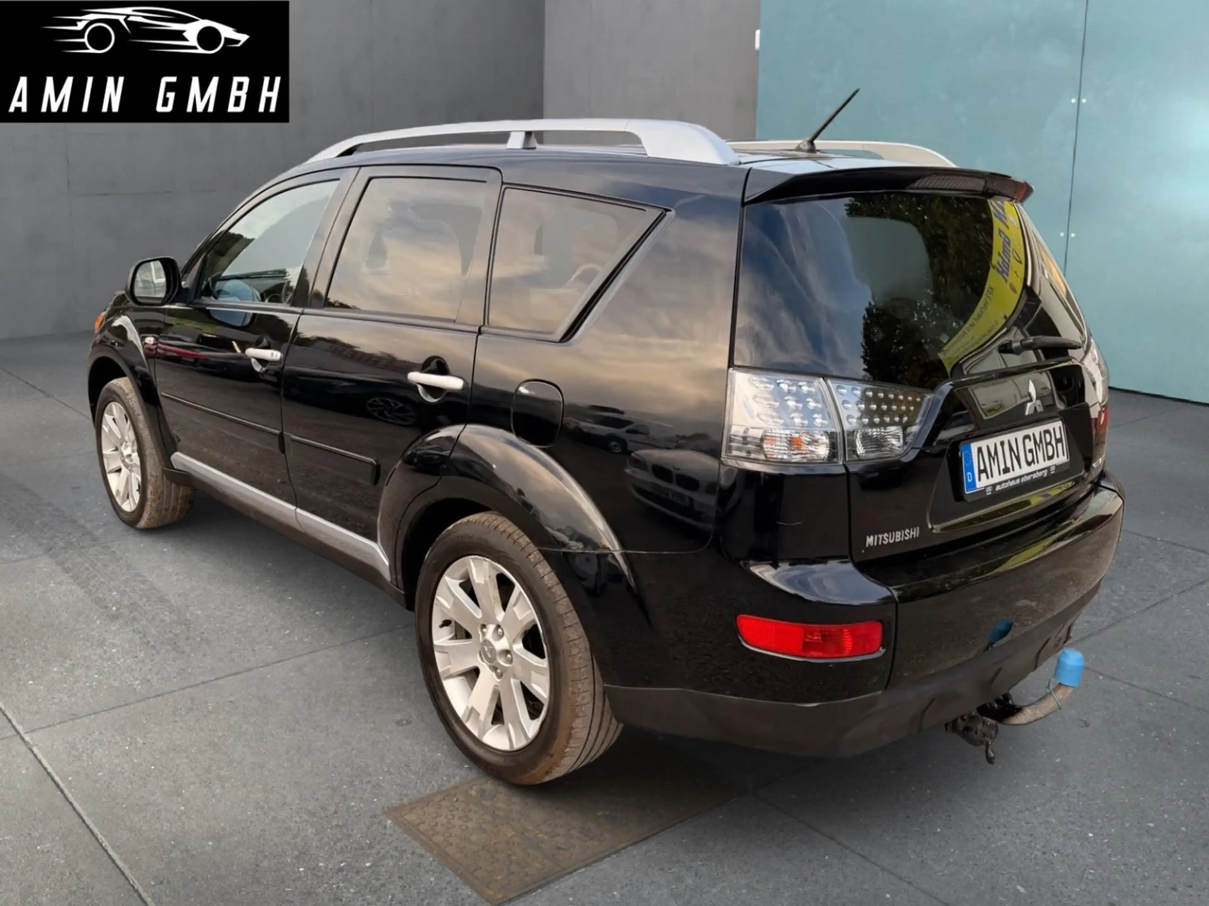 Mitsubishi Outlander 2.4 Automatik Leder Navi Kamera — photo 6