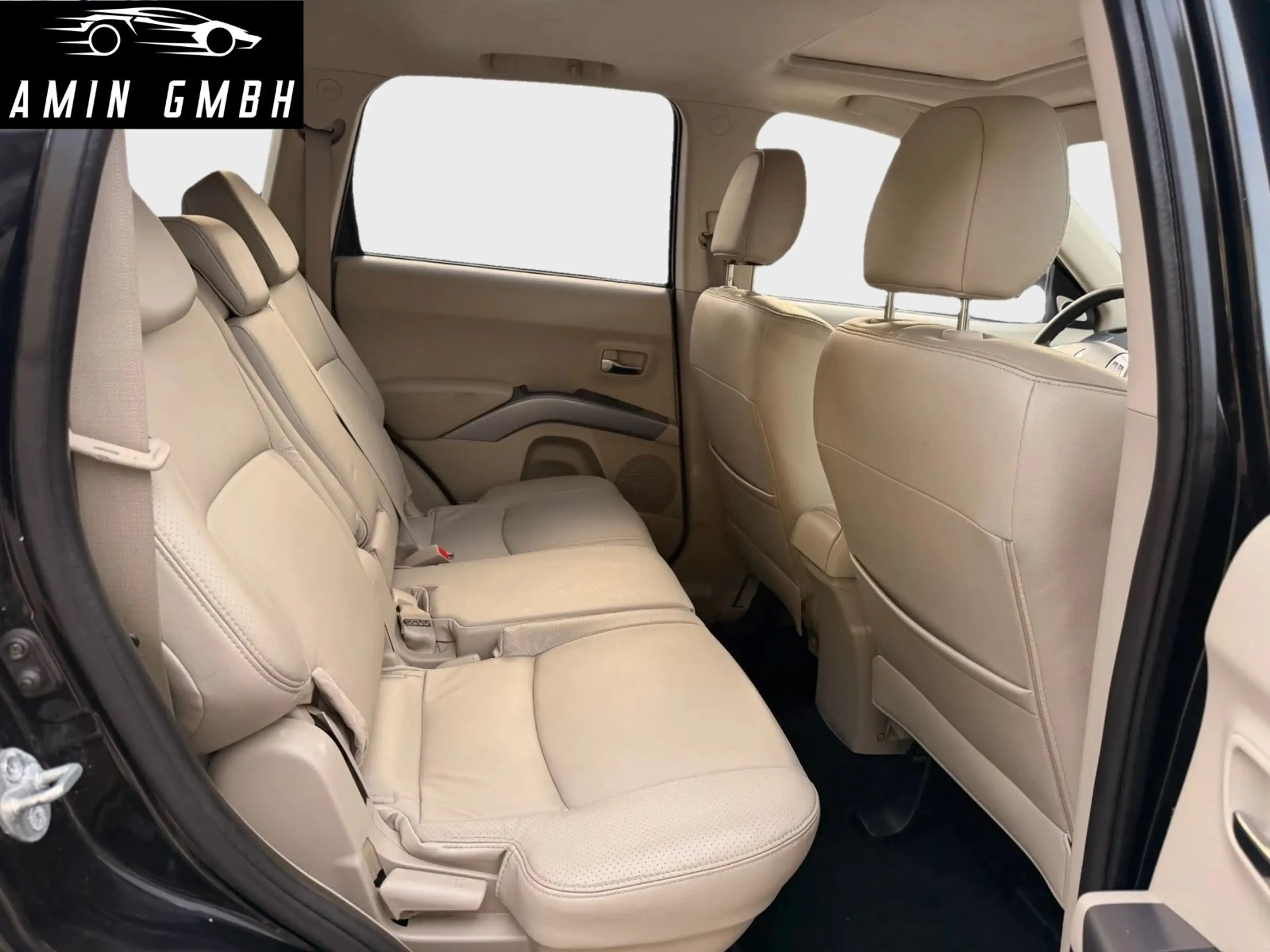 Mitsubishi Outlander 2.4 Automatik Leder Navi Kamera — photo 12