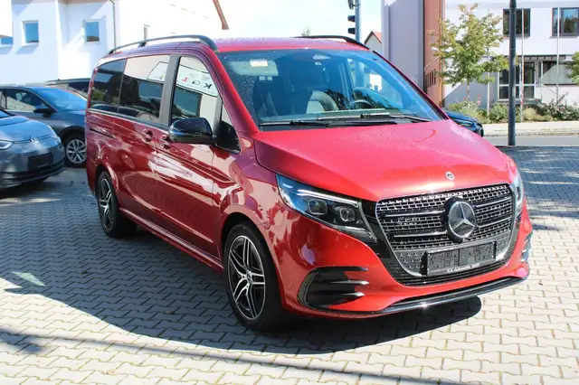 Mercedes-Benz 300 V 300 d 4MATIC lang AVANTGARDE AMG Line