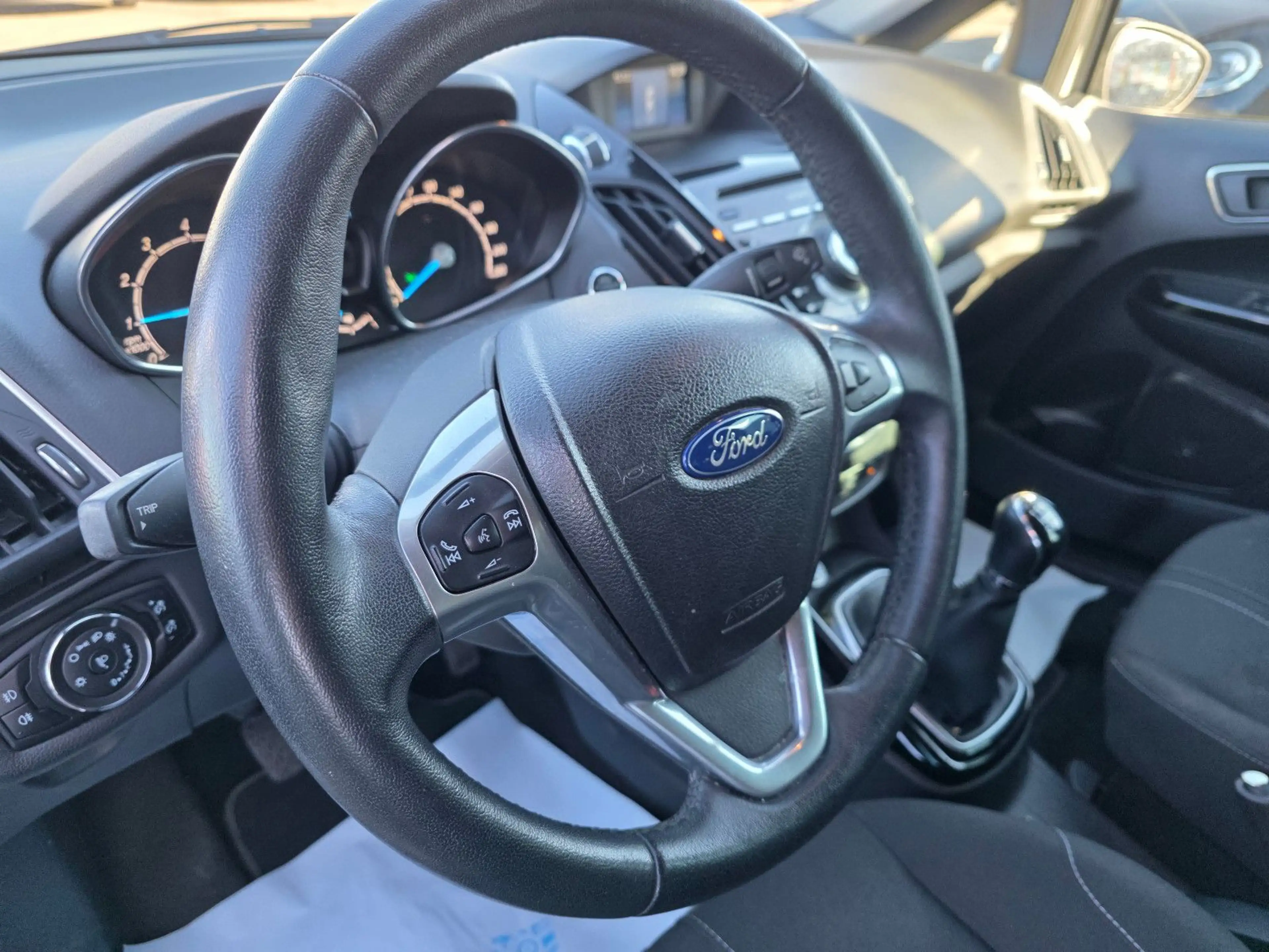 Ford B-Max B-MAX Titanium ALU/Klimaauto./ Tüv Au neu — photo 13