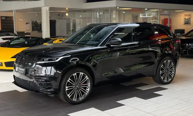 Land Rover Range Rover Velar view 2