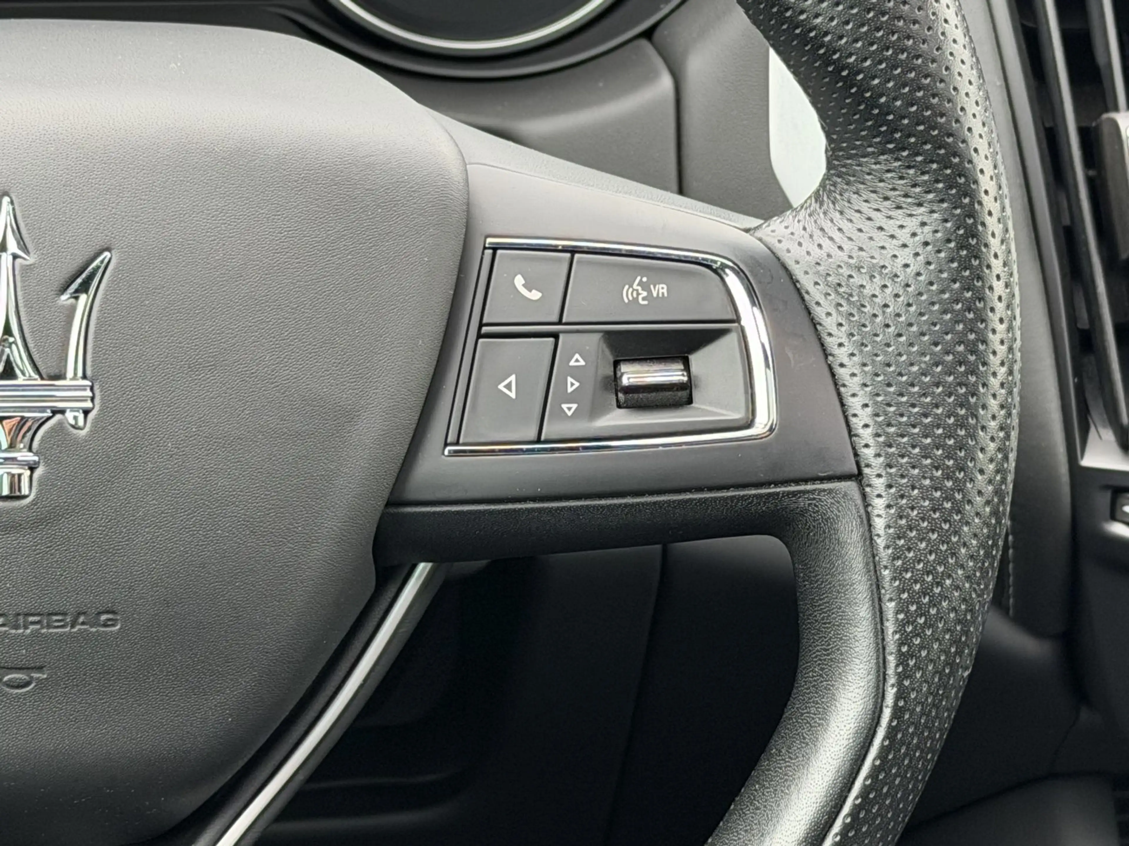 Maserati Levante Modena S Soft-Close|Skyhook|Pano|360° — photo 14