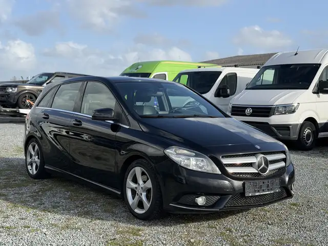 Mercedes-Benz Autres B 180 CDI   d*Leder*Sitzheizung*Navi*AHK