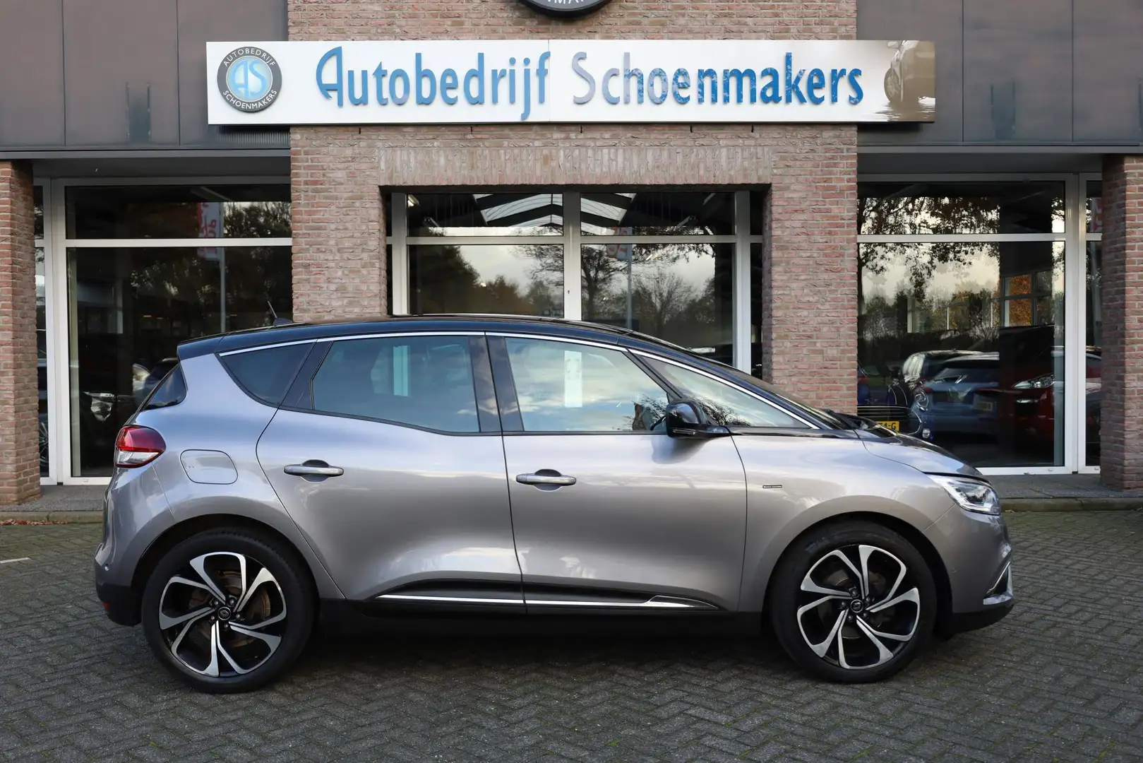Renault Scenic 1.3 TCe Black Edition Automaat PANO CAMERA HUD CAR Gris - 2