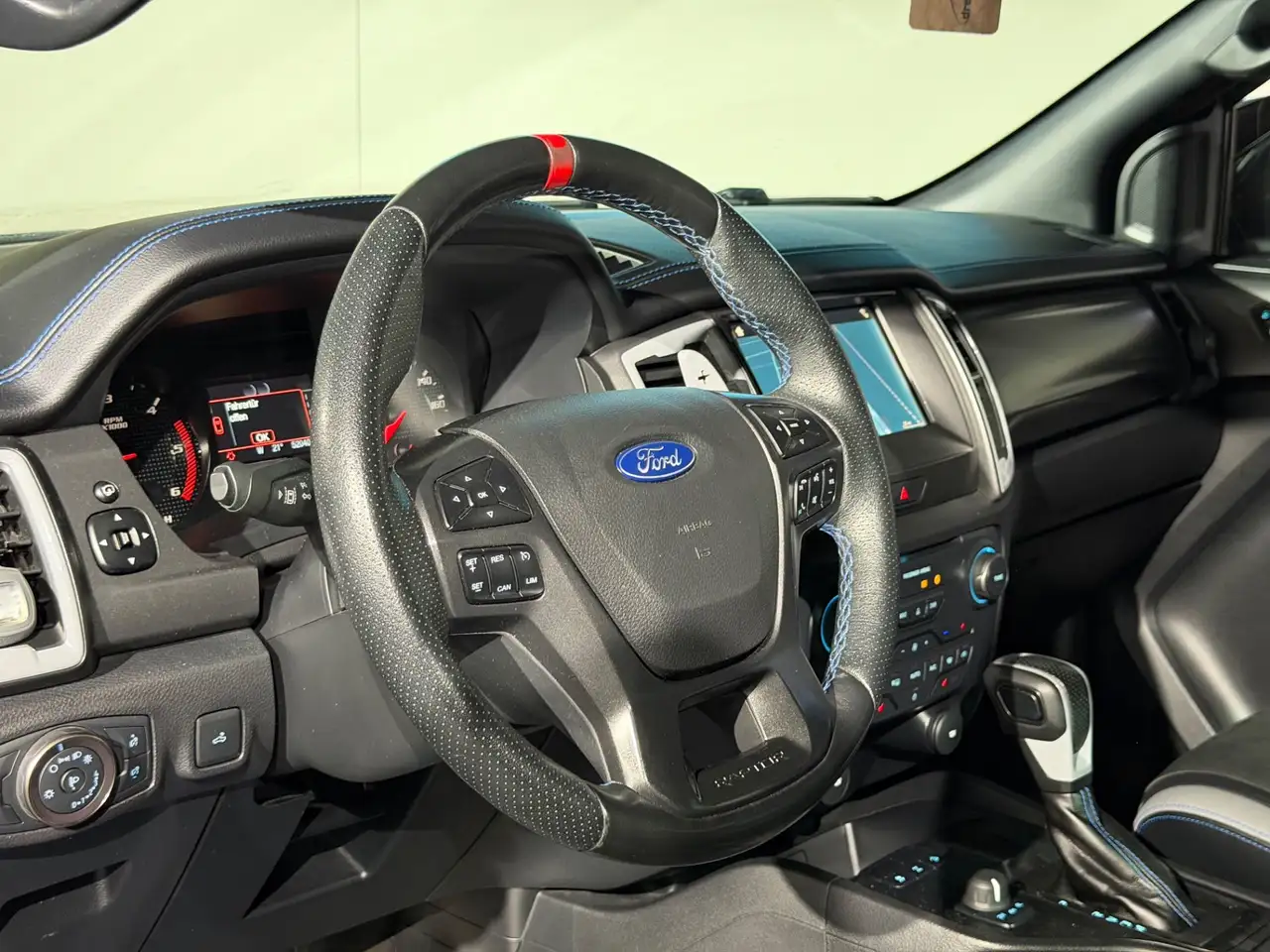 Ford Ranger 2.0 TDCi Panther Raptor 4x4 Doppelkabine / Perfor Bild 25