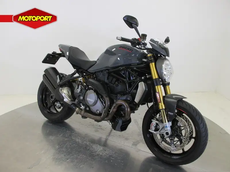 Ducati Monster 1200 - foto 2