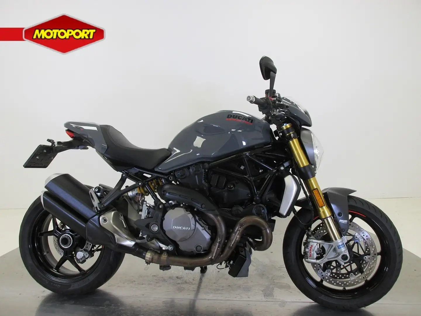Ducati Monster 1200 Gri - 1
