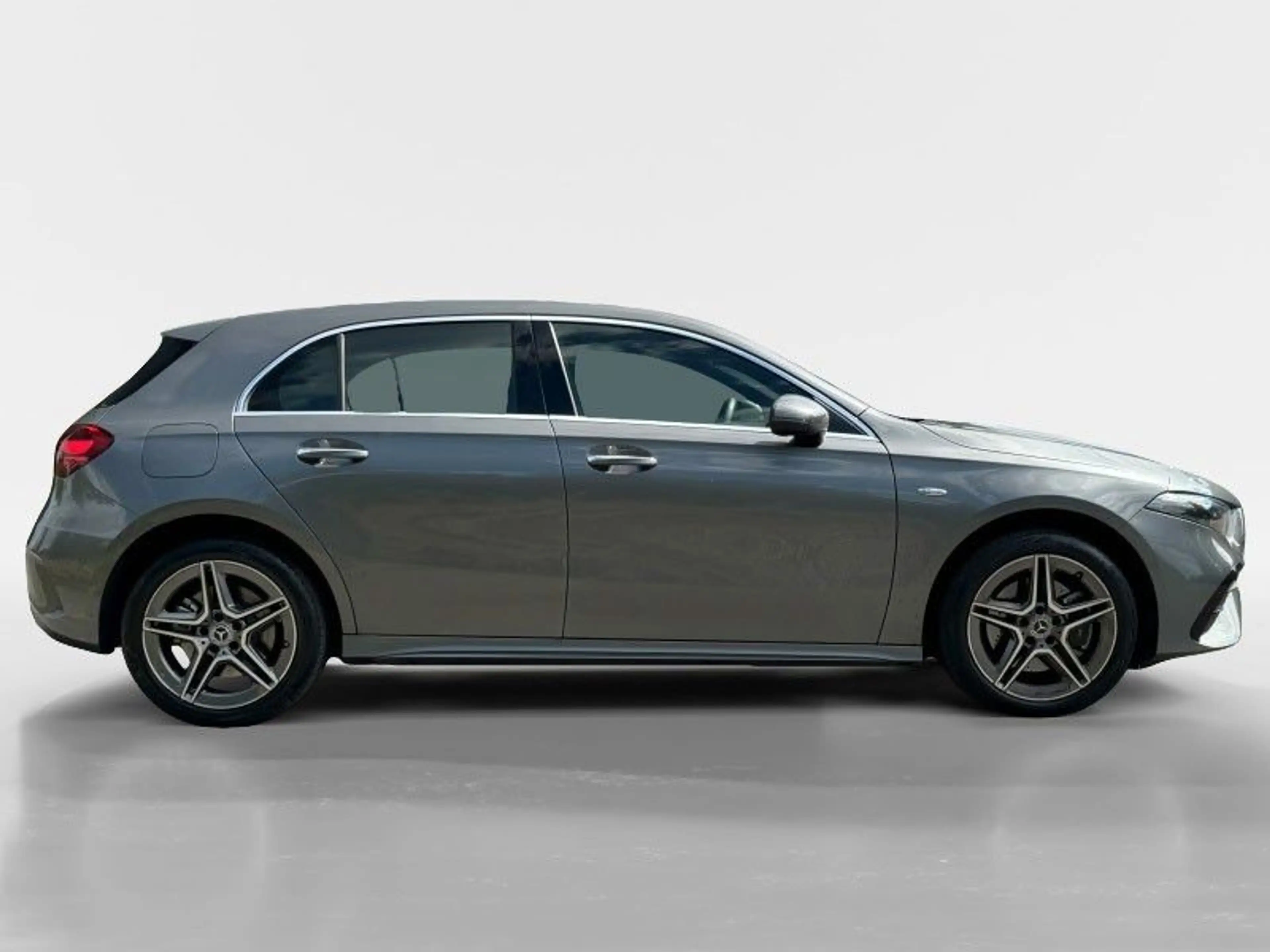 Mercedes-Benz A 250 A A 250 e — photo 7