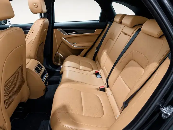 Jaguar F-Pace 2022, foto 12