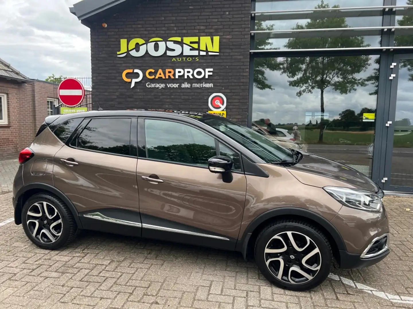 Renault Captur 0.9 TCE HELLY HANSEN Marrón - 2