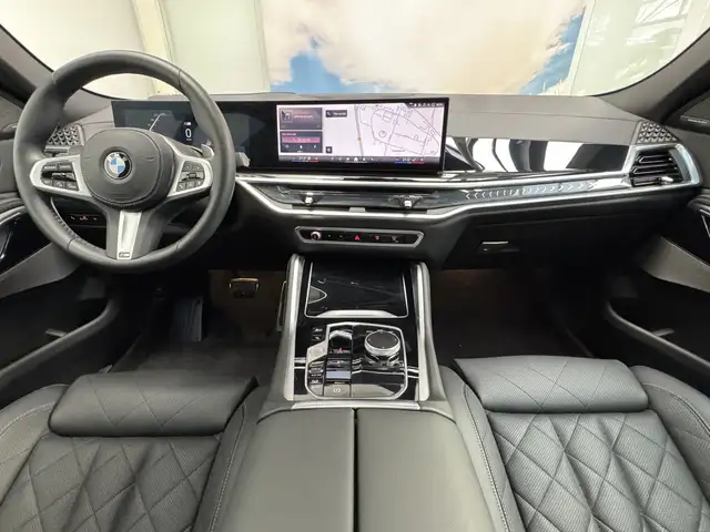 BMW X6 view 7