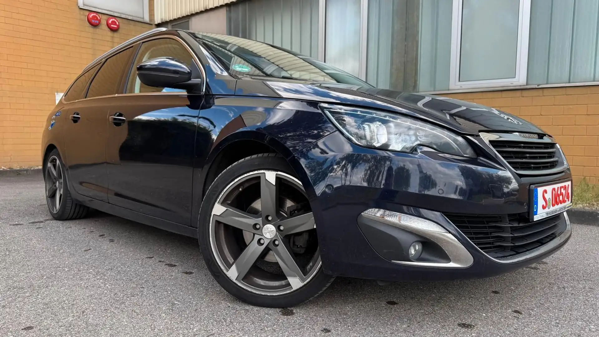 Peugeot 308 HDi+ PANO+NAVI+TÜV+GARANTIE+ANHÄNG+PARKS Noir - 2
