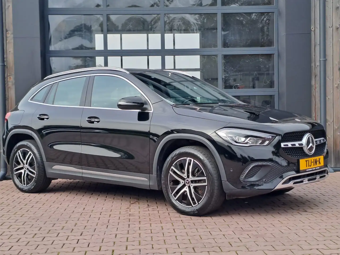 Mercedes-Benz GLA 250 250e Luxury Line PHEV | LED | Trekhaak | Elek. kle Noir - 2