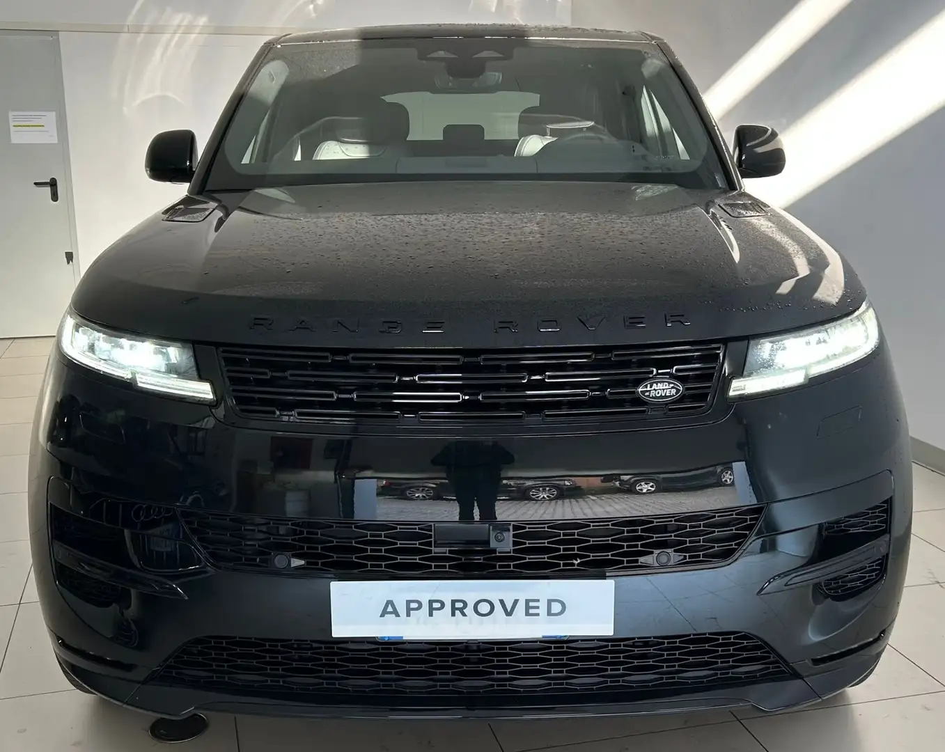 Land Rover Range Rover Sport Range Rover Sport 3.0 I6 PHEV 460 CV Dynamic SE Schwarz - 2