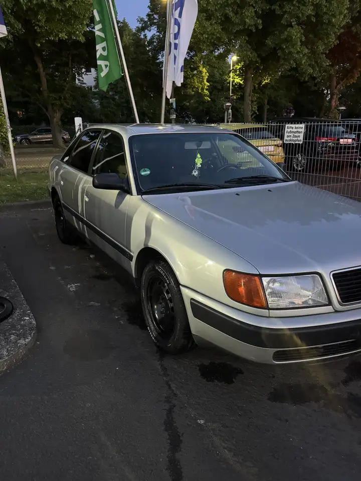 Audi 100 2.3 E, foto 3