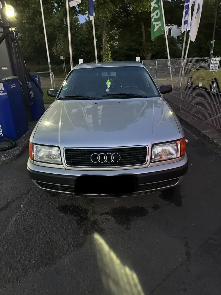Audi 100 2.3 E, foto 1