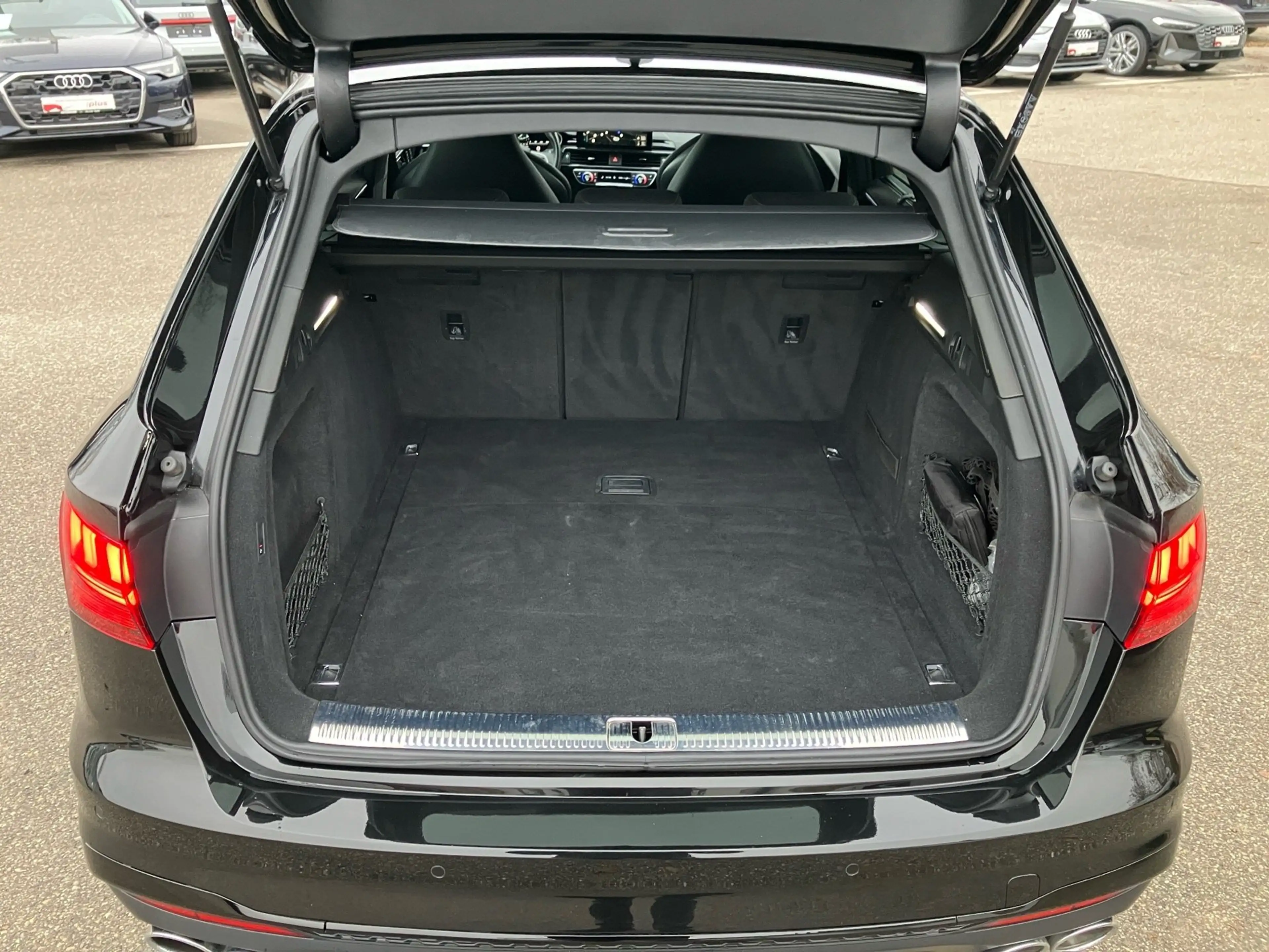 Audi S4 Avant 3.0TDI 341PS QUATTRO PANO.B&O.MATRIX.AHK.SHZ — photo 8