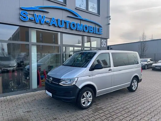 Volkswagen T6 Caravelle NAVI AHK LED 9 SITZER