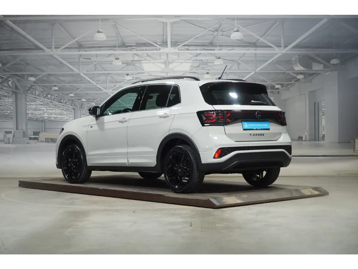 Volkswagen T-Cross R-Line 1.5 TSI IQ Light AHK Navi Kamera AC Grau - 2