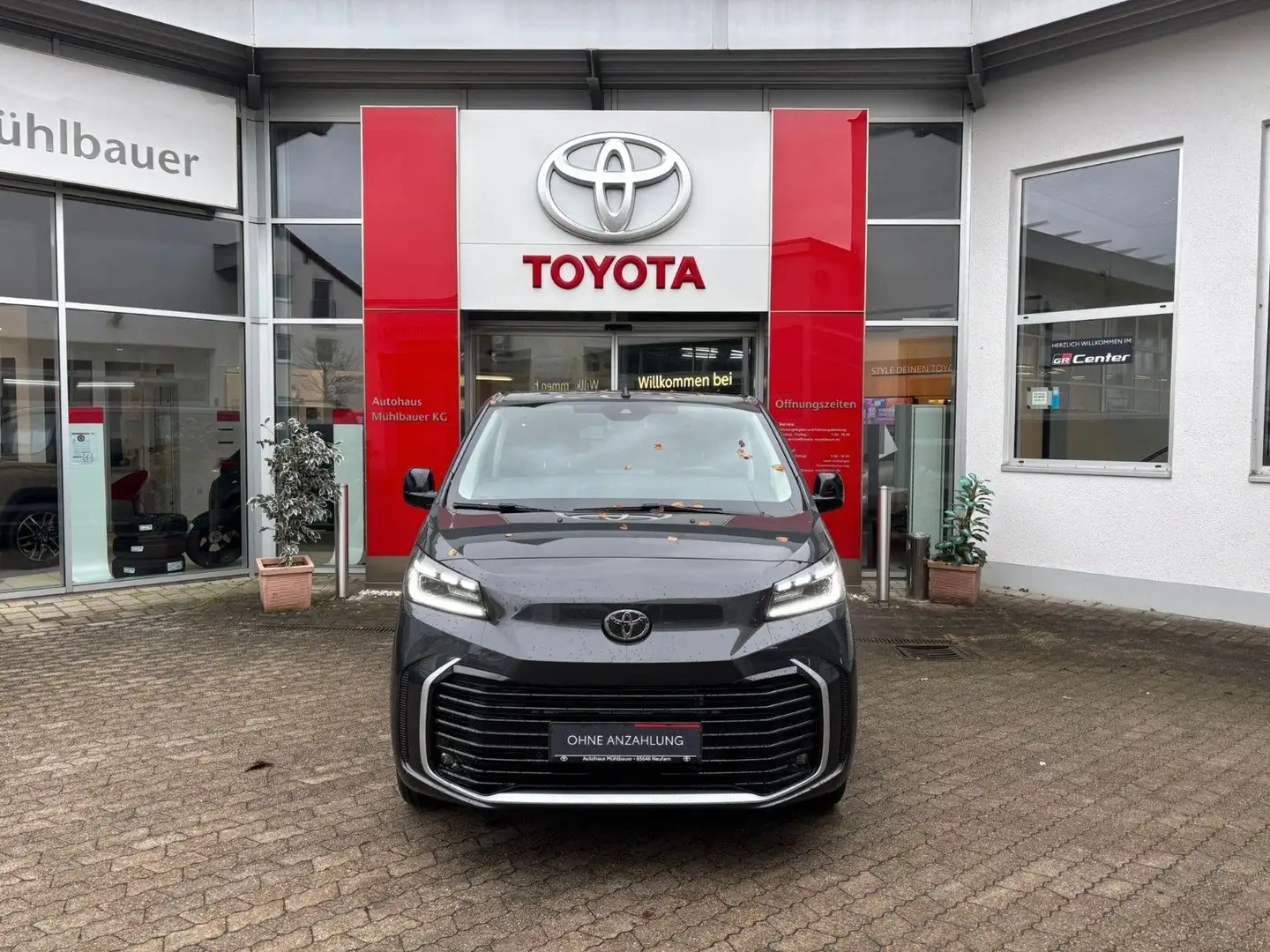 Toyota Proace Verso L2 Lounge I Pano. I Stheiz I Autom. Grau - 1