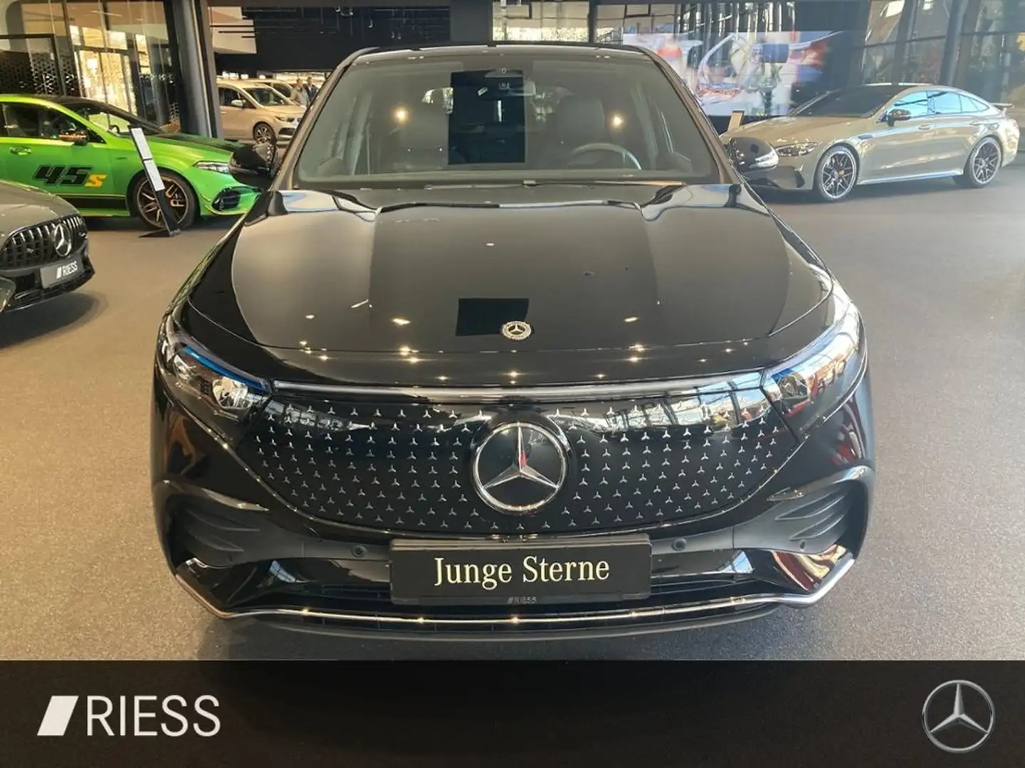 Mercedes-Benz EQA 300 4M AMG+MBUX+LED+EasyPackHeckklappe+Rückf Schwarz - 2