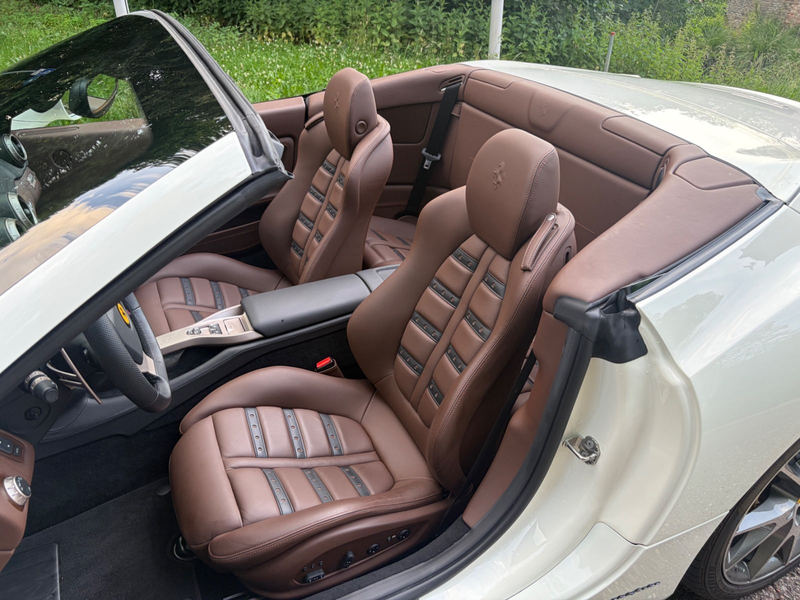 Ferrari California Daytona Sitze TOPZUSTAND 1.Hand — photo 12