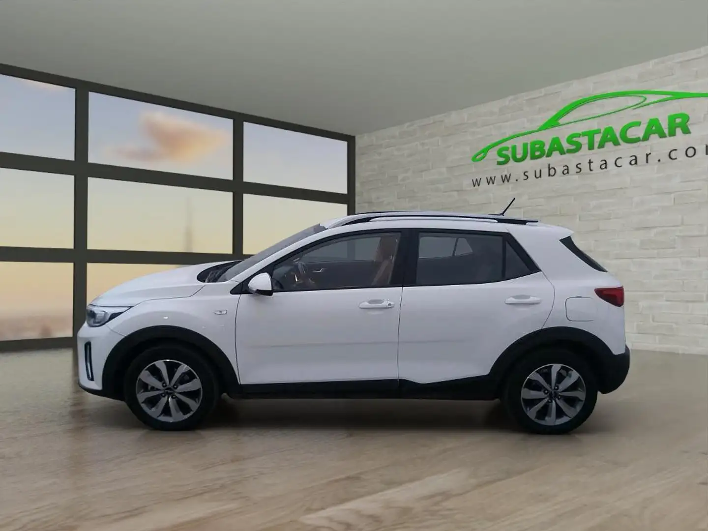 Kia Stonic 1.2 DPi Concept Blanc - 1