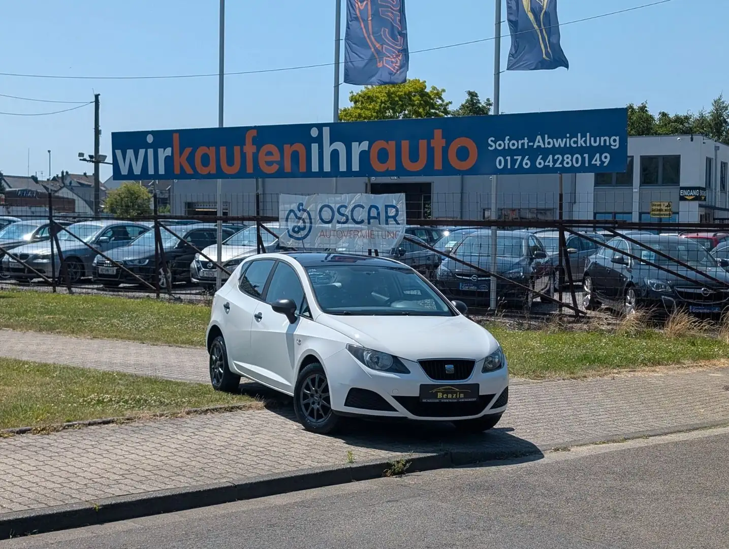 SEAT Ibiza Lim. Reference*SCHIEBEDACH*PDC*ZV-FUNK !! Weiß - 1