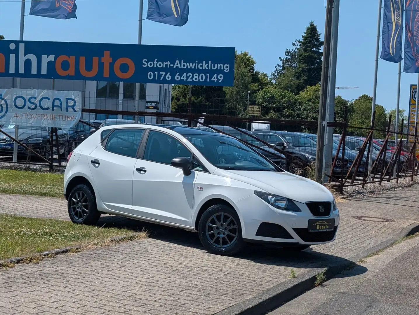 SEAT Ibiza Lim. Reference*SCHIEBEDACH*PDC*ZV-FUNK !! Weiß - 2