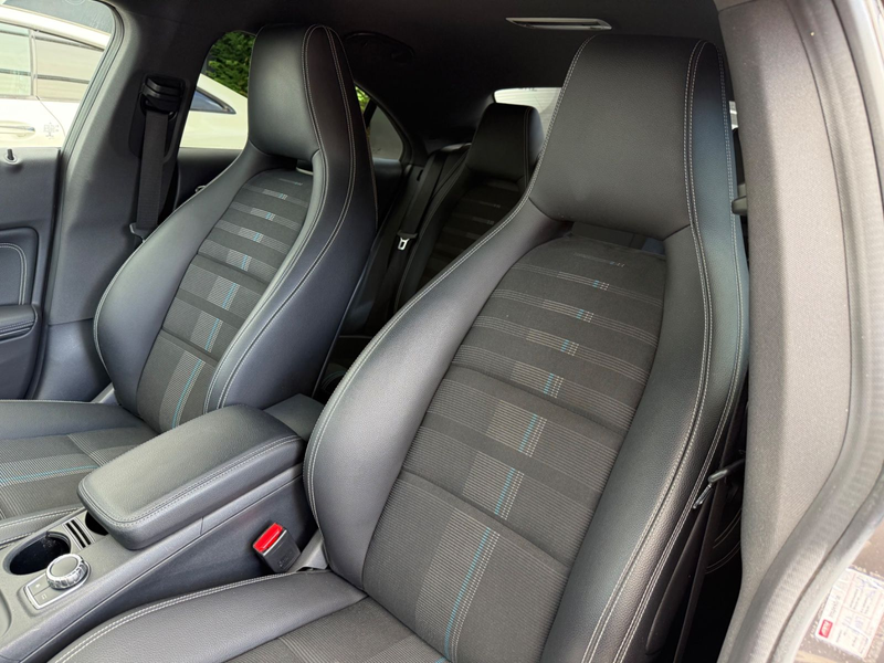 Mercedes-Benz CLA 180 Coupe*LED*SHZ*NAVI*2.HAND*TOWI — photo 12