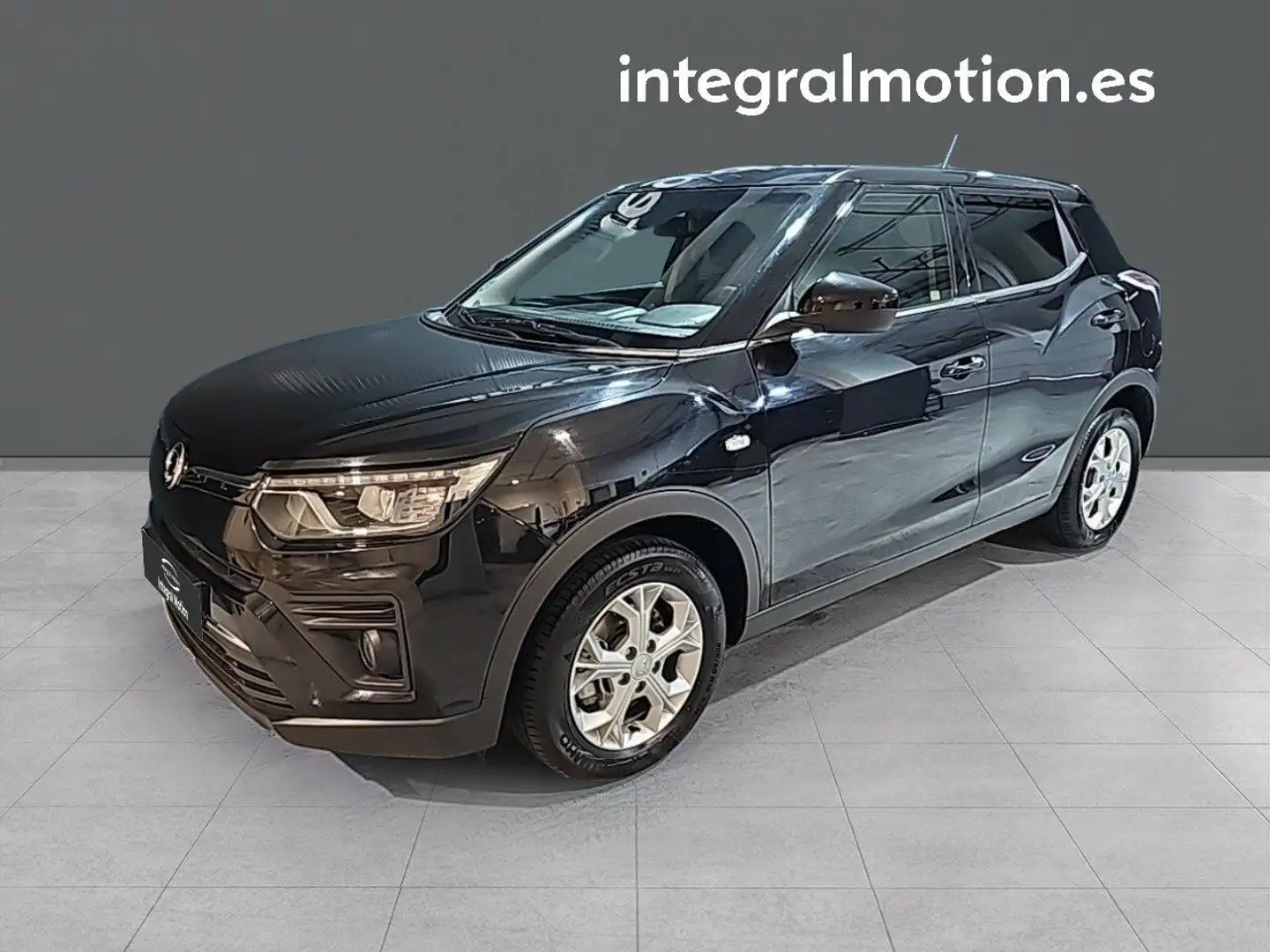 SsangYong Tivoli G12 Urban Plus 4x2 - 1