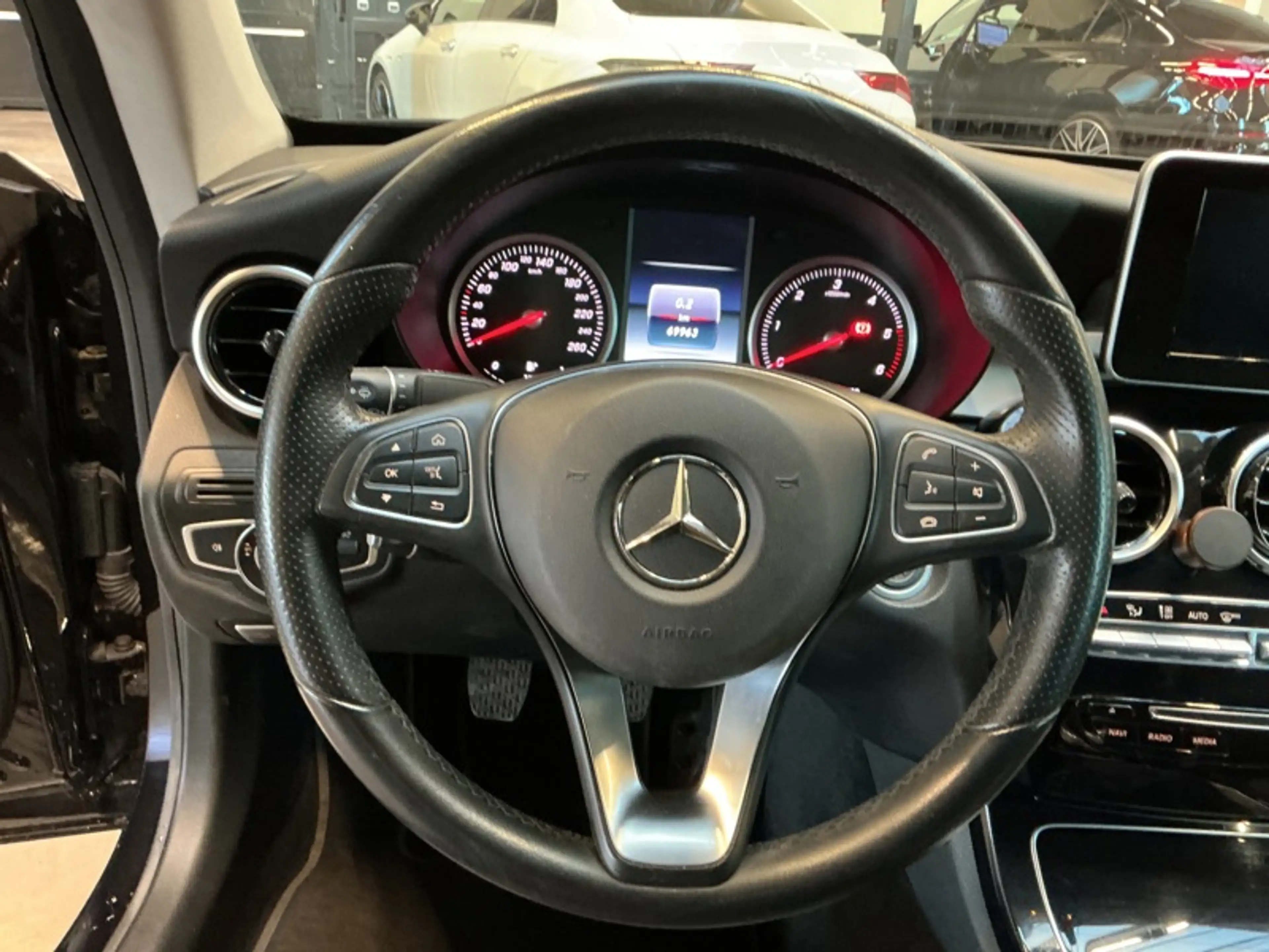 Mercedes-Benz C 220 d Coupé — photo 3