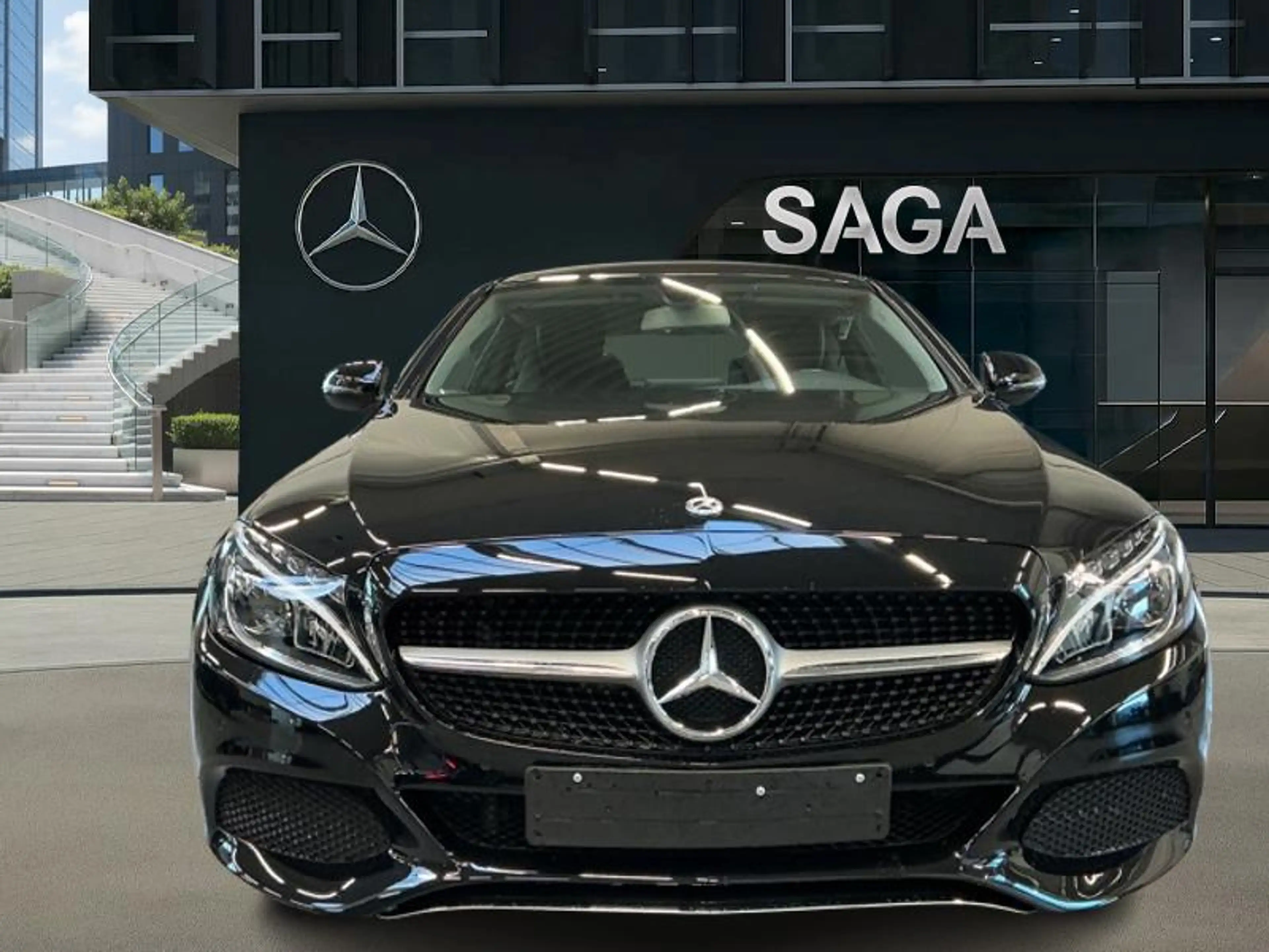 Mercedes-Benz C 220 d Coupé — photo 4