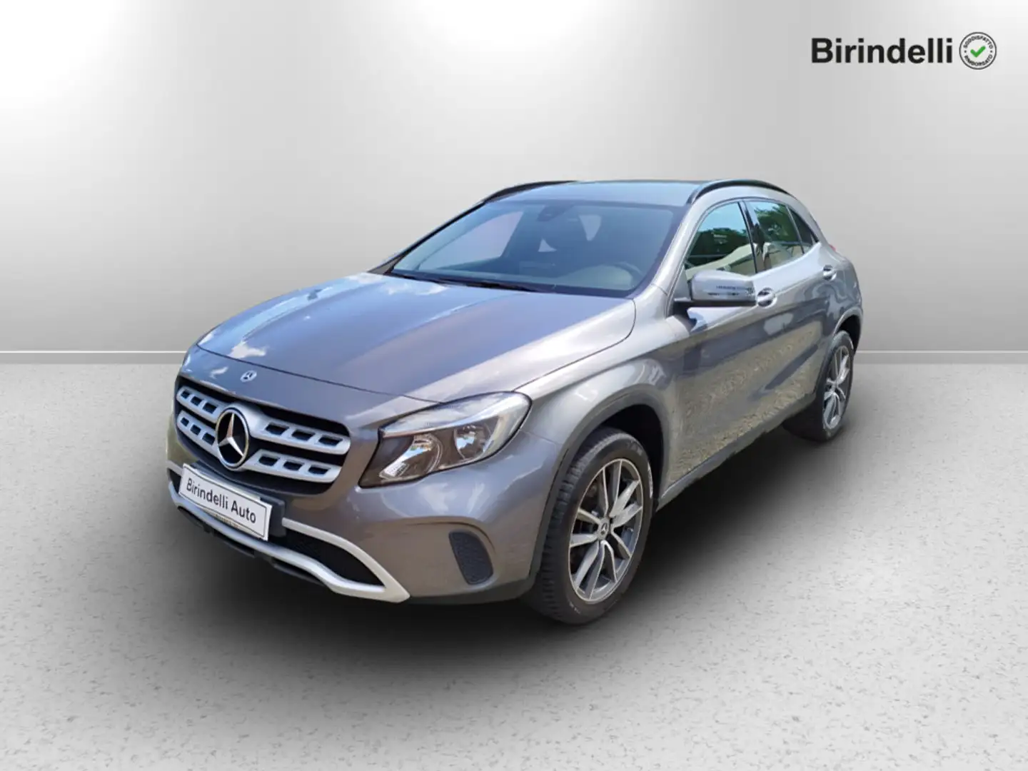 Mercedes-Benz GLA 180 d Executive Grigio - 1