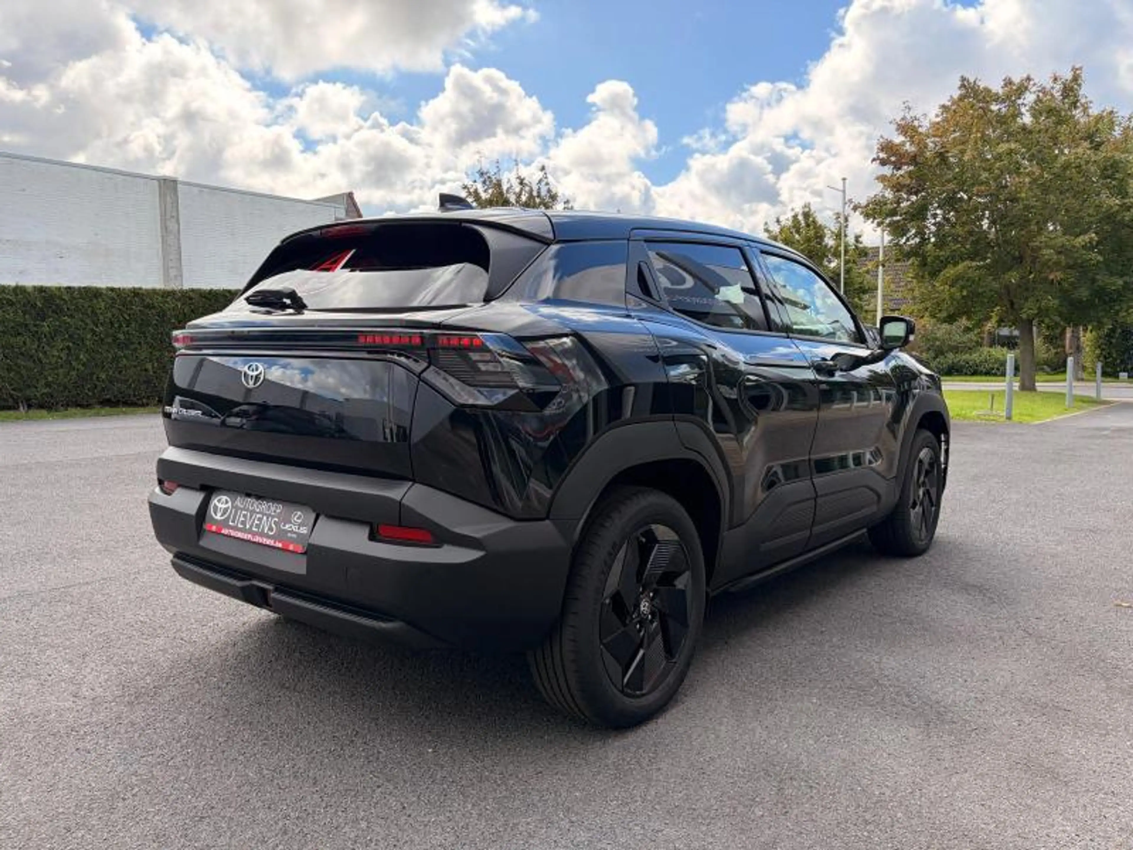 Toyota Urban Cruiser 61kW - LONG RANGE EXECUTIVE — photo 6