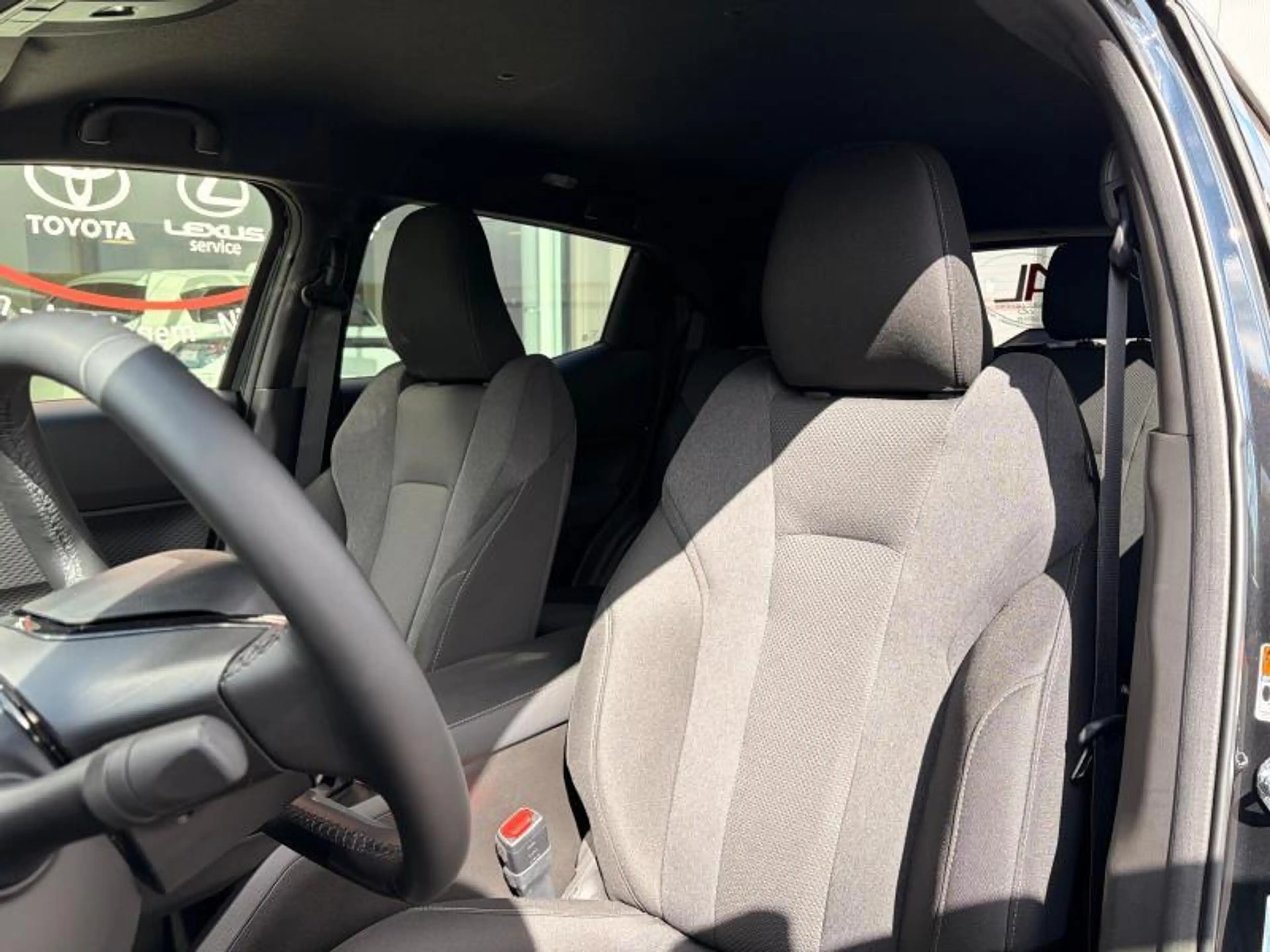 Toyota Urban Cruiser 61kW - LONG RANGE EXECUTIVE — photo 9
